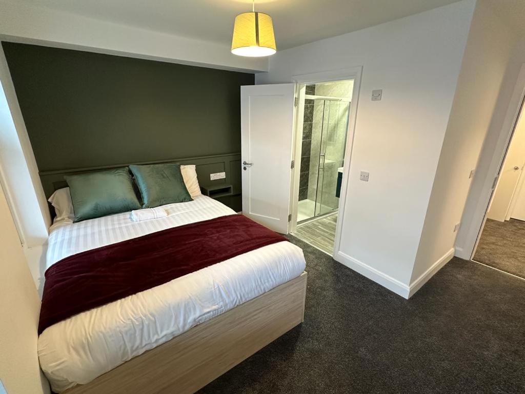 Mary Mullen'S Rooms Eyre Square. Голуэй Экстерьер фото